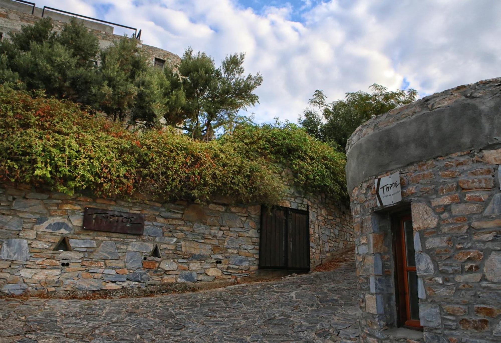 Pyrgos Traditional Village Ágios Kírykos エクステリア 写真